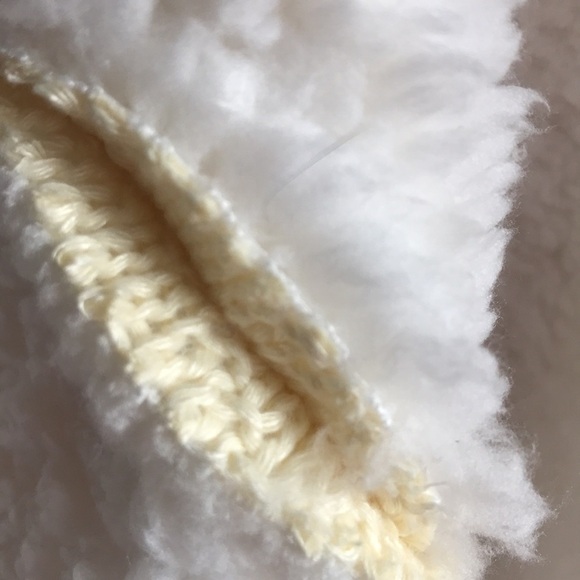 NWOT butter yellow long thick crew neck pull on sherpa lined sweatshirt size L - Picture 13 of 16